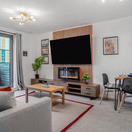 Japanese Suite 2Bed 2Bath, Free Park, Netfix, 75 Inch Tv, Games - City Centre- Maihom 버밍엄 외부 사진