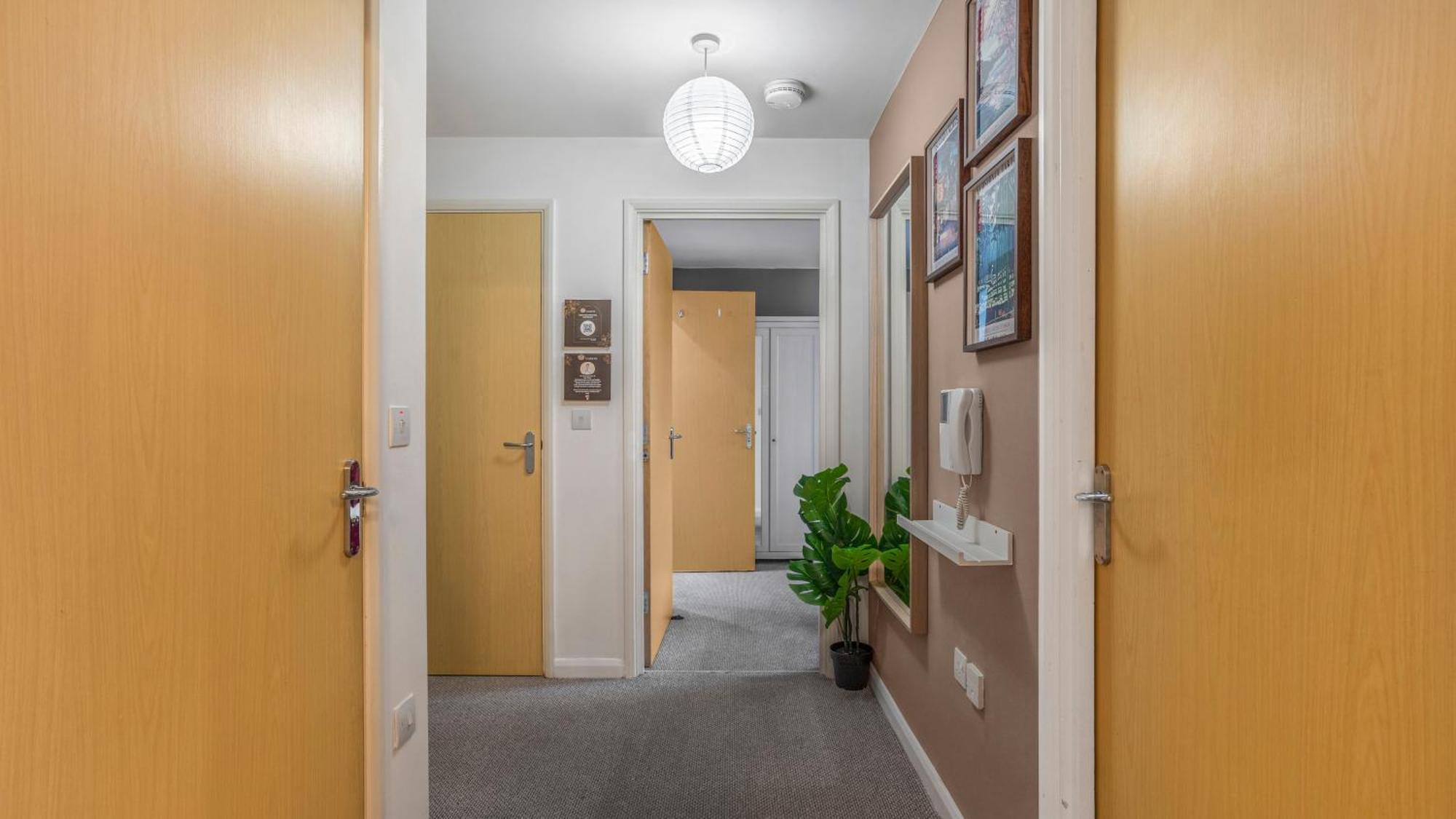 Japanese Suite 2Bed 2Bath, Free Park, Netfix, 75 Inch Tv, Games - City Centre- Maihom 버밍엄 외부 사진