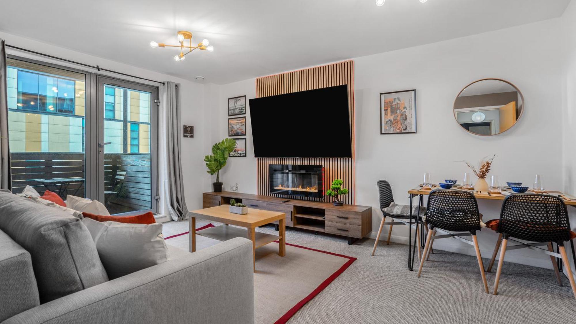 Japanese Suite 2Bed 2Bath, Free Park, Netfix, 75 Inch Tv, Games - City Centre- Maihom 버밍엄 외부 사진